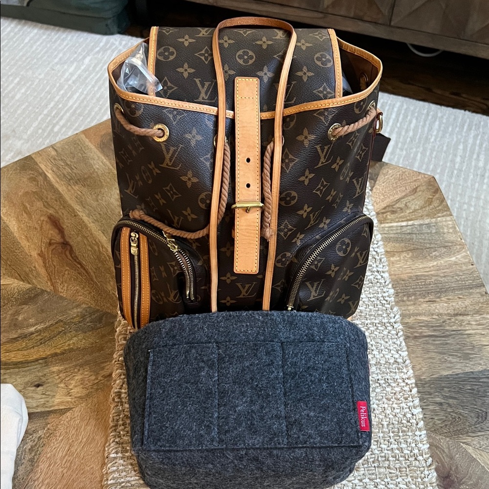 (sold) Louis Vuitton backpack